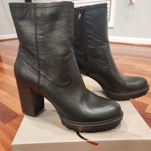 Women Lucky Brand Black Leather Boots - Size 8.5